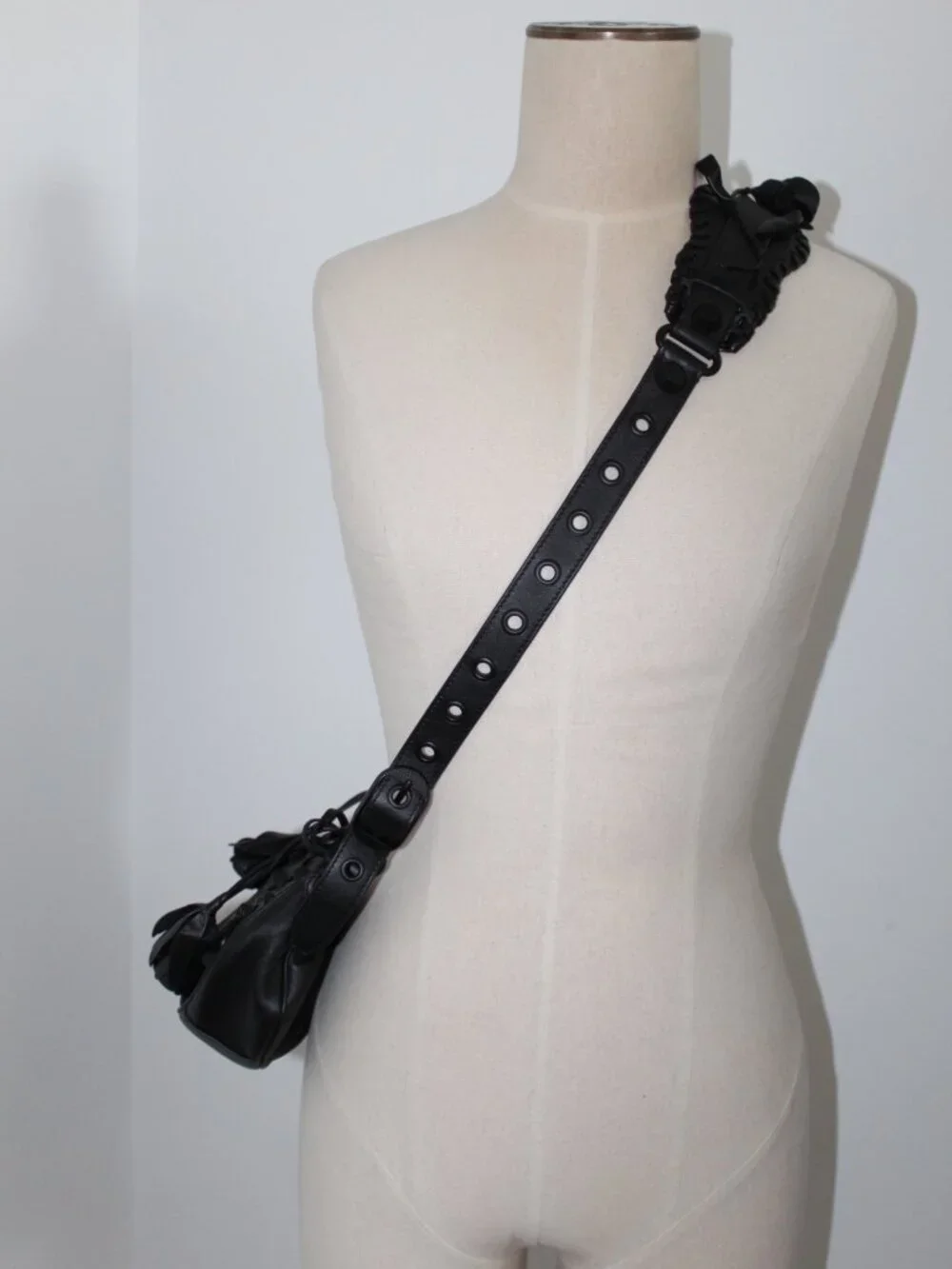 NEW Balenciaga Black Leather Le Cagole Rose Shoulder Bag Crossbody with Mirror